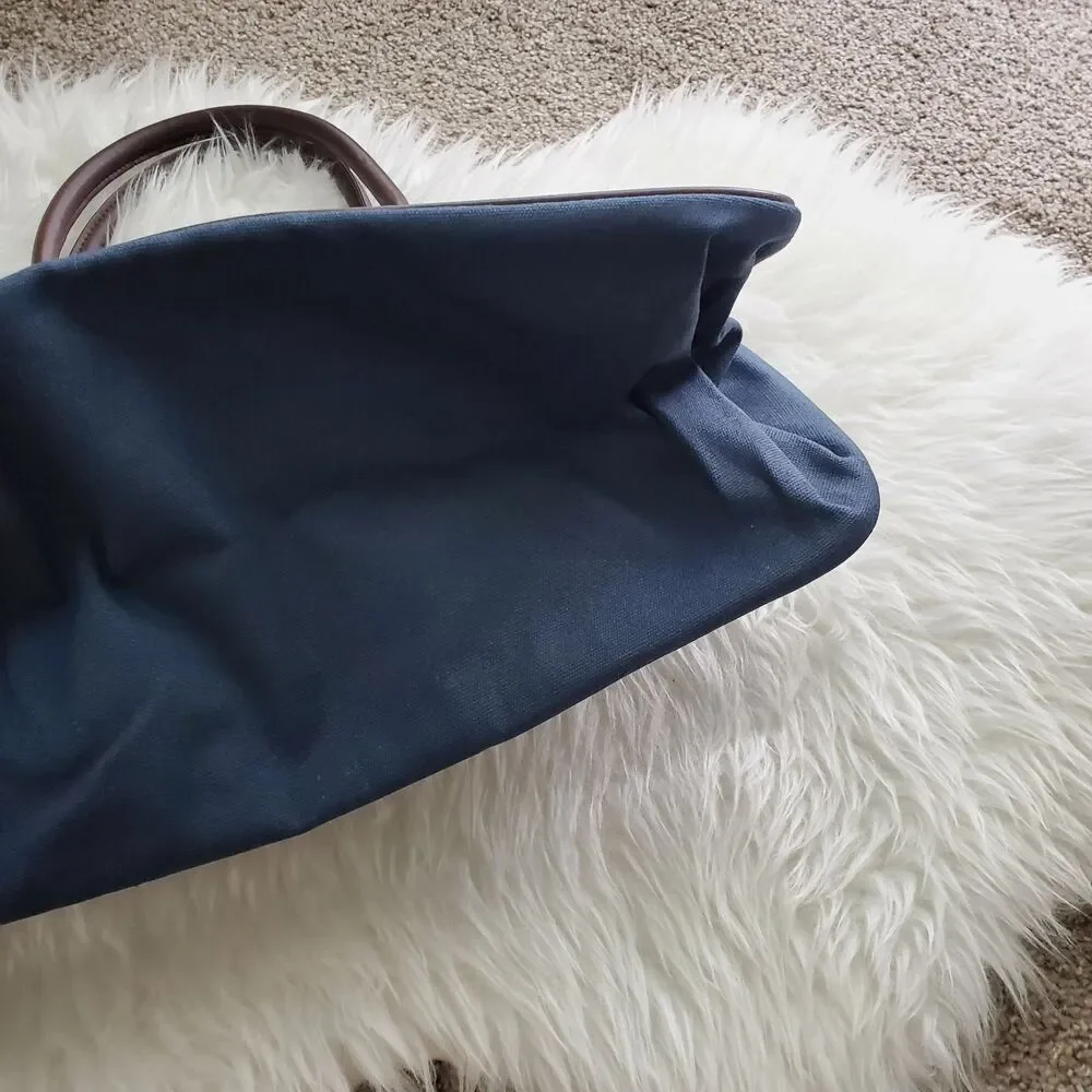 Tommy Bahama Duffel Bag nwot